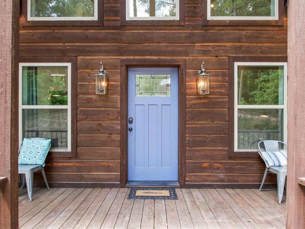 Stunning Luxury Cabin W Hot Tub And Fire Pit Holy Shiplap Is Perfect Romantic Couples Getaway Broken Bow Extérieur photo